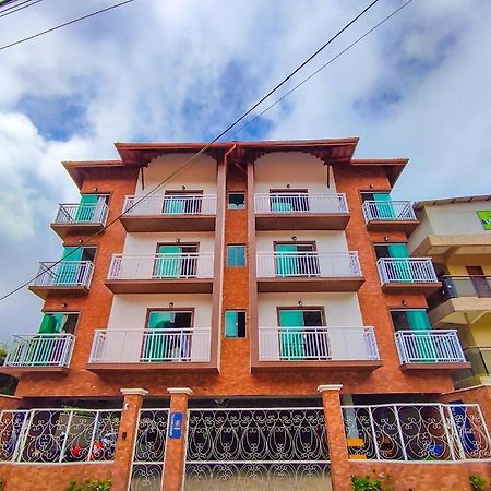 Antiquus Aparthotel Guaramiranga Esterno foto