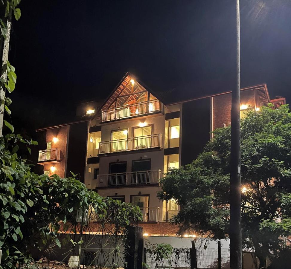 Antiquus Aparthotel Guaramiranga Esterno foto